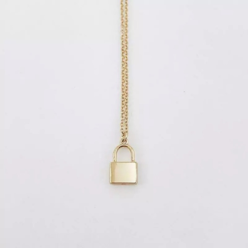 NEW! DAINTY LOCK COUPLES GOLD CHAIN NECKLACE - Picture 2 of 3